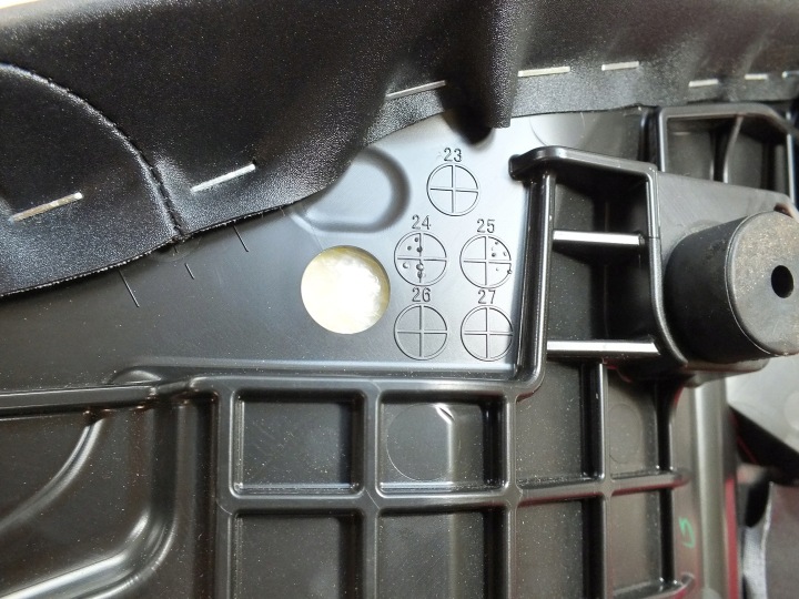 SIÈGE BANQUETTE ARRIÈRE CONDUCTEUR YAMAHA MT07 MT-07 24-26 COMME NOUVEAU