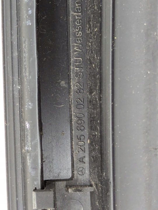 MOULURE TOITS GAUCHE MERCEDES C-KLASA W205 A2056900182