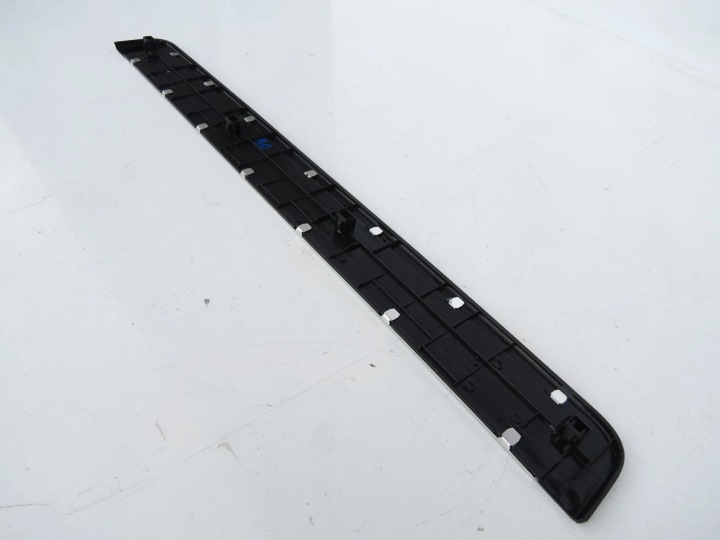 MOULURE REVÊTEMENT SEUIL GAUCHE AVANT 769B11BA0A INFINITI EX30 EX35 EX37
