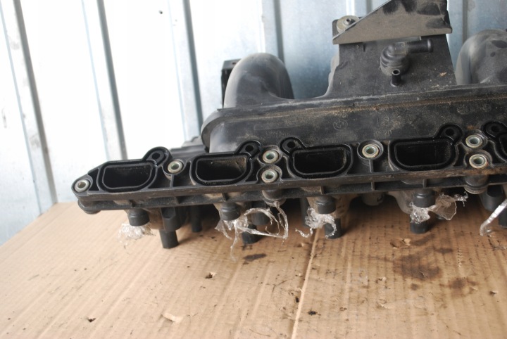 COLLECTEUR ADMISSION BMW E60 520I 7523290