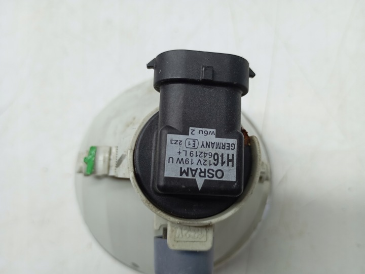 PHARES ANTIBROUILLARD GAUCHE AVANT TOYOTA YARIS III AURIS II VERSO 90008499