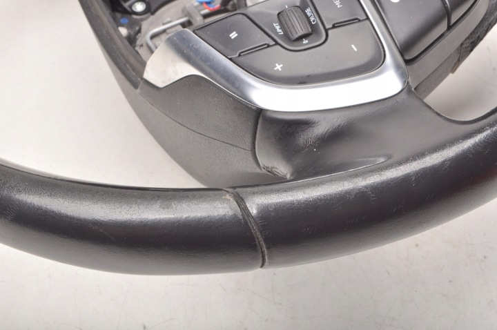 CITROEN C4 II VOLANT CUIR MULTIFONCTIONNELLE 96754519ZD