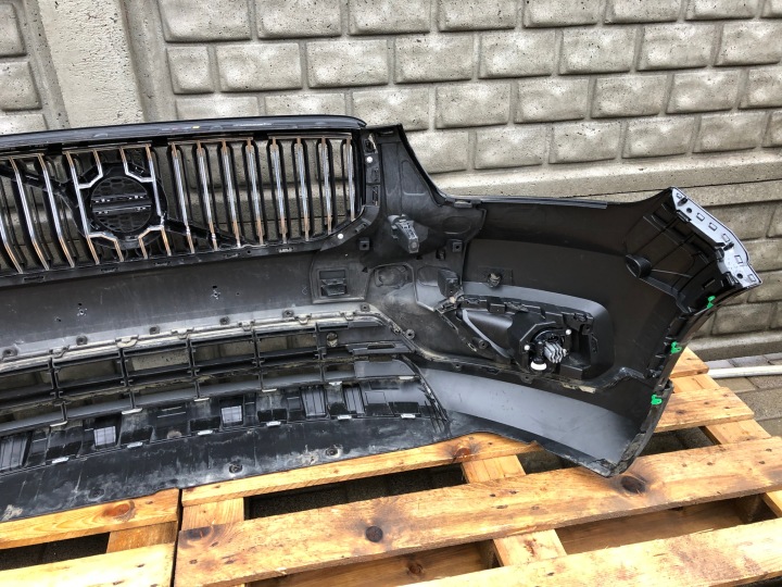 VOLVO XC40 PRISE IN PARE-CHOCS CAPOT AILE GAUCHE DROIT PHARE COMPLET AVANT