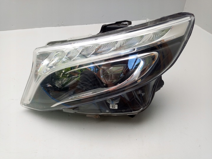 MERCEDES W447 VITO 19- PHARE LED AVANT GAUCHE GAUCHE AVANT A4479061401 ÷