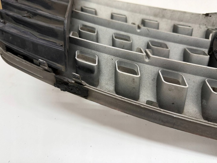 CALANDRE RADIATEUR GRILLE AVANT MERCEDES-BENZ ML AMG W164 A1648801085