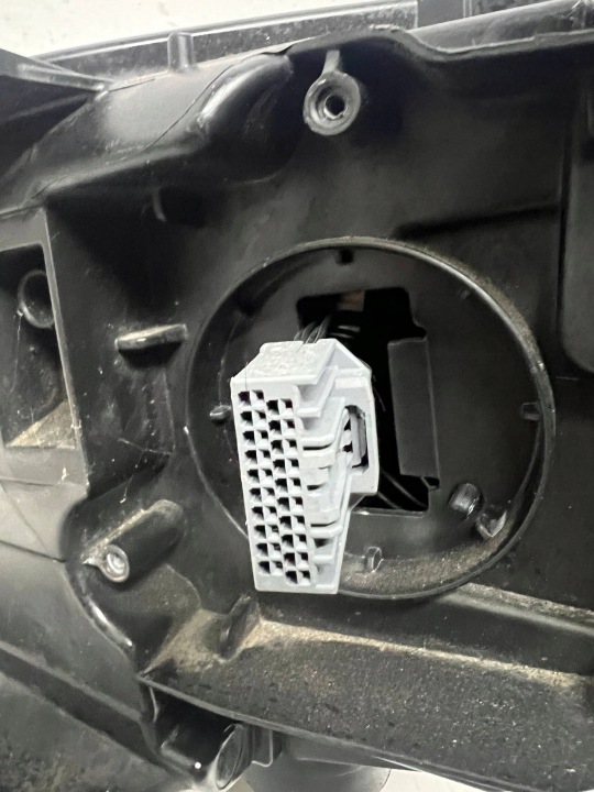 FORD KUGA MK2 II 2 LIFT XÉNON NOIRE PHARE DROIT AVANT GV41-13D154-EC
