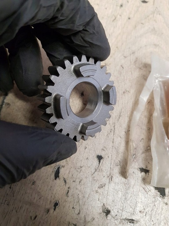 TRYBO 4 VITESSE HONDA CB250 CMX250 23491-KB4-672