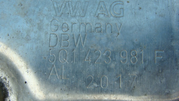CRÉMAILLÈRE DE DIRECTION COMPLÈTE AUDI A3 8V 5Q2423051AH ANGLAIS