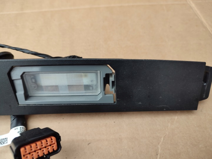 CACHE MICROCONTACT COUVERCLES DE COFFRE ARRIÈRE SOUS CAMÉRA HYUNDAI TUCSON IV 92409-N7120