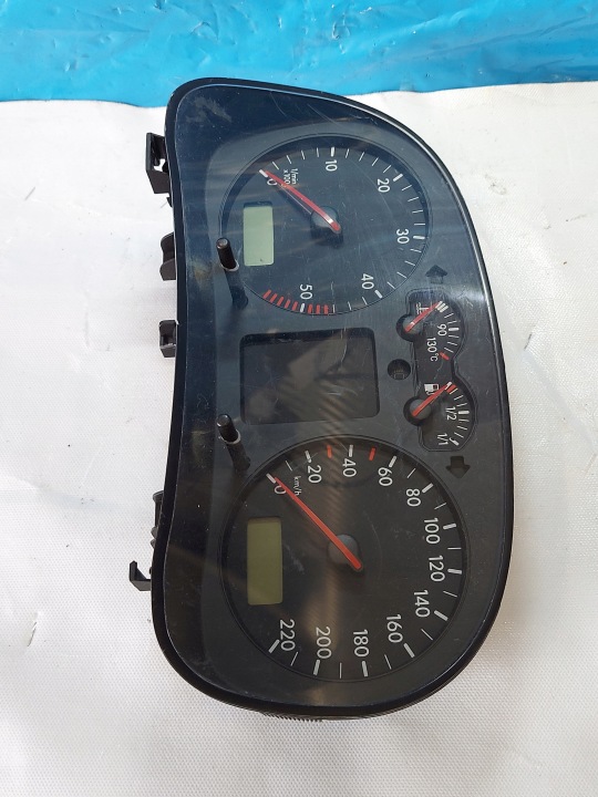 COMPTEUR COMPTEUR GOLF IV 1.9 SDI 1J0920802E