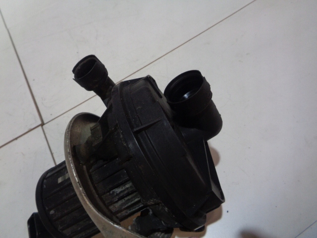 POMPE AIR SECONDAIRE VW AUDI 078906601G 06A959253B