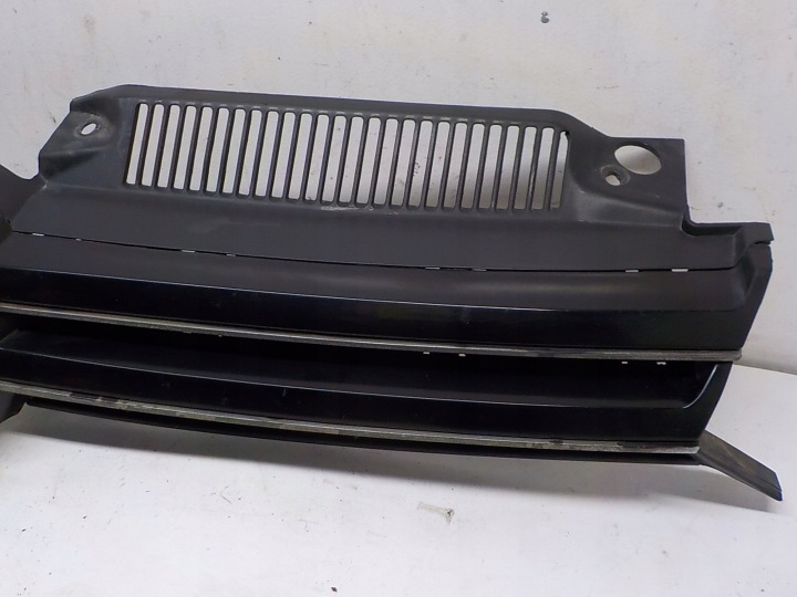 VW GOLF VI GRILLE CALANDRE RADIATEUR SUBSTITUT
