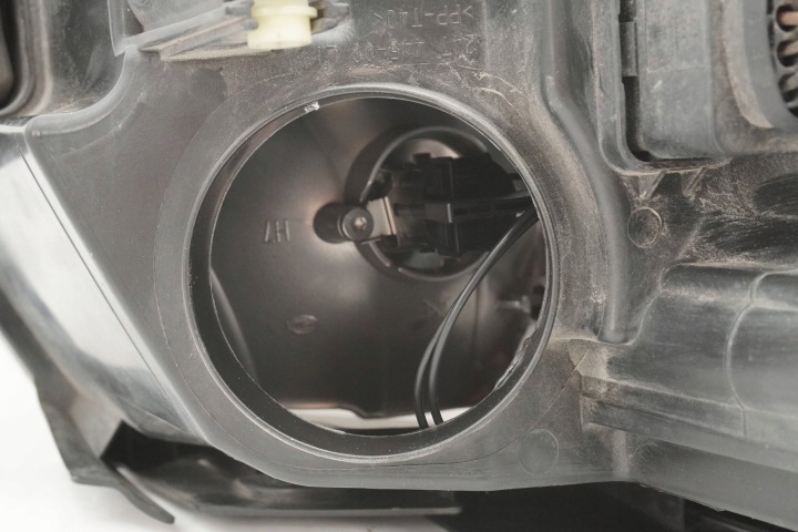 PHARE AVANT GAUCHE VW PASSAT B6 3C0941005Q