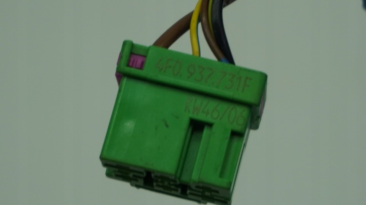 AUDI VOLKSWAGEN SEAT SKODA PUCE PUCE RACCORD 4F0937731F
