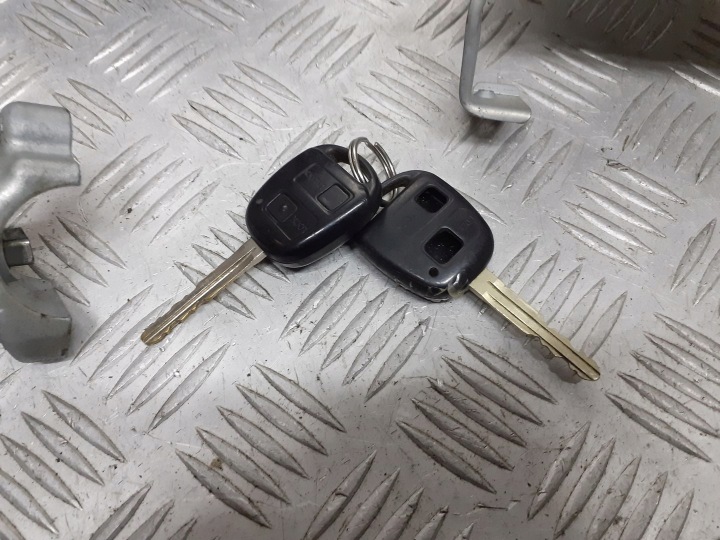 KIT DE DÉMARRAGE IMMO TOYOTA YARIS VERSO 1.4 D4D