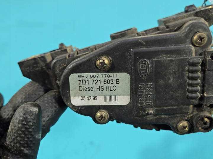 PÉDALE GAZ POTENTIOMÈTRE VW TRANSPORTER T4 7D1721603B 6PV007770-11 2.5 TDI
