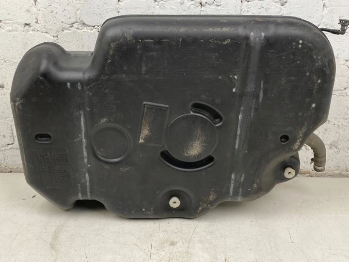 2018 CHRYSLER PACIFICA RÉSERVOIR CARBURANTS P52030373AD