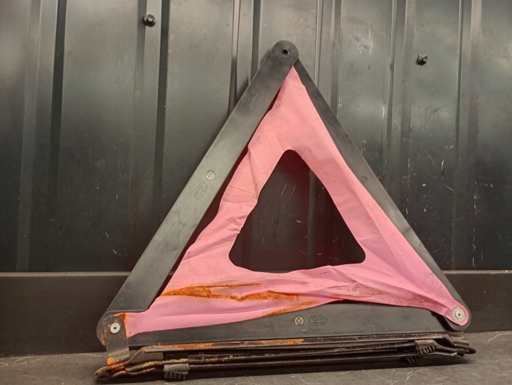 D-51570 TRIANGLE DE SIGNALISATION OPEL ZAFIRA B
