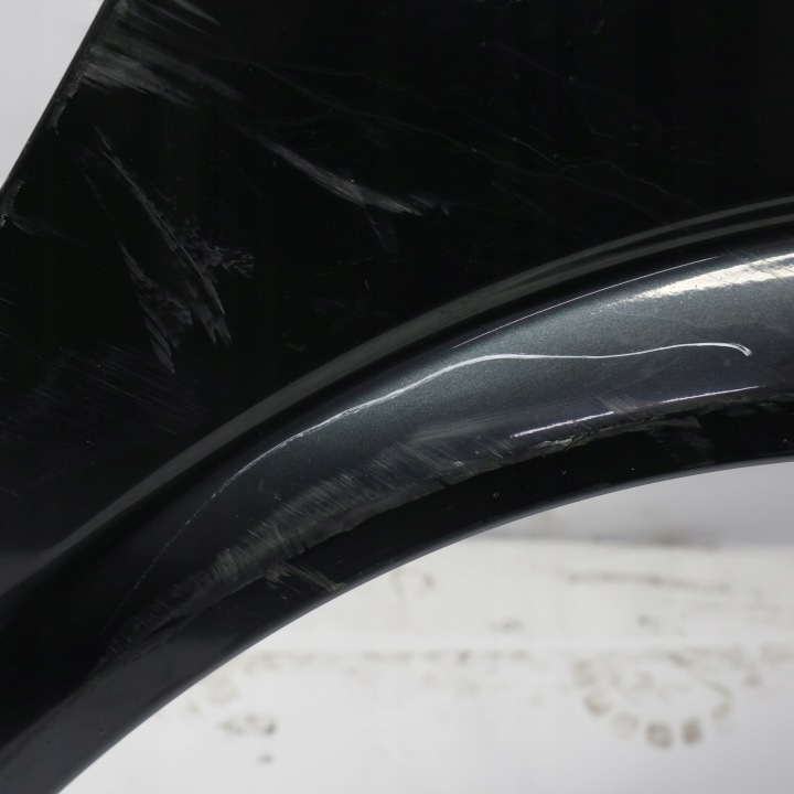 MERCEDES VITO VIANO W639 AILE DROIT AVANT CARBONE NOIR 040