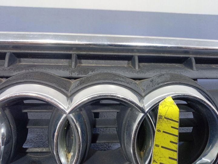 AUDI A4 B6 CALANDRE GRILLE 8E0853651B