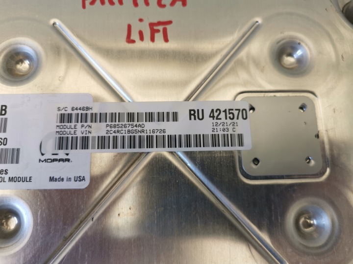 CHRYSLER PACIFICA II 21R USA ORDINATEUR MODULE ECU CONTRÔLEUR PCM P68526754AD