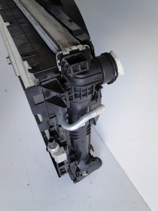 MERCEDES A 176 W176 VENTILATEUR VENTILATEUR 850W 45 AMG