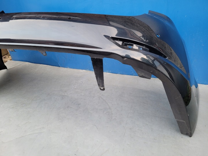 TOYOTA AVENSIS T27 T29 UNIVERSEL LIFT 2015-2018 15-18 PARE-CHOCS ARRIÈRE ARRIÈRE