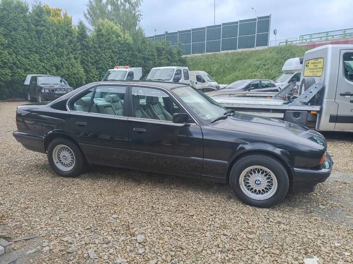 BMW E34 SERIE 5 1988-96 DE AUTOMÓVIL MOLDURAS LADO 