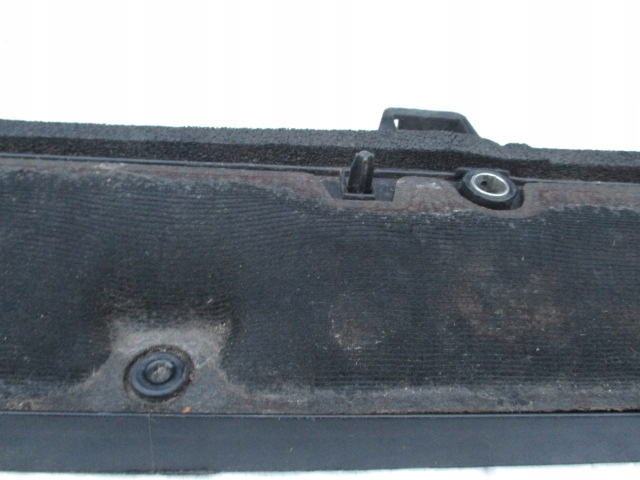 RENAULT OE 8200293491 DOUBLURE DE PASSAGE DE ROUE PLASTIQUE