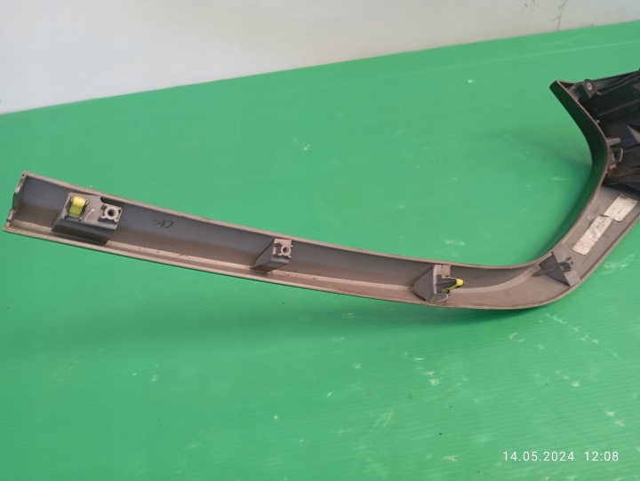 MOULURE CALANDRE GRILLE DE RADIATEUR DROITE AVANT MAZDA 3 III BCKP-50041