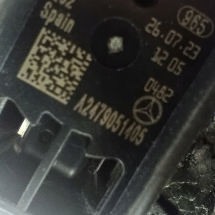 AMORTISSEUR PARE-CHOCS AVANT CAPTEUR MERCEDES EQA A2438806100