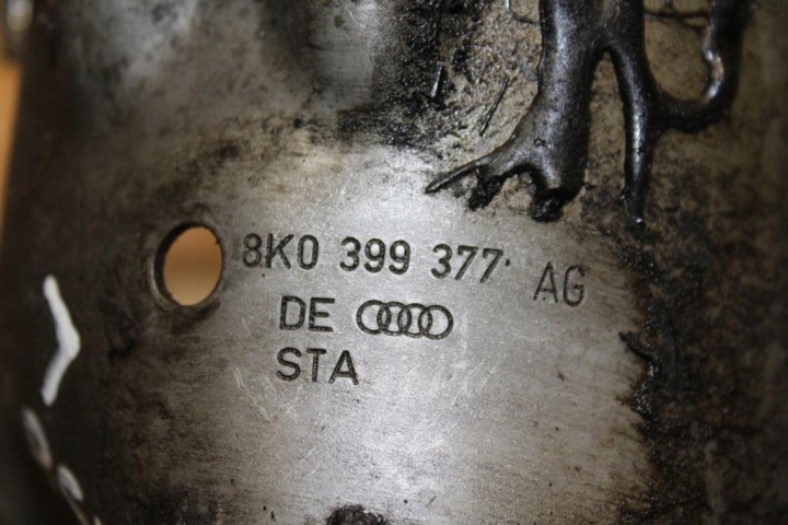 PROTECTION COUSSINS MOTEUR GAUCHE AUDI A5 8T 3.0 TDI 8K0399377AG