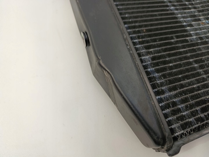 TRIUMPH STREET TRIPLE 765 RADIATEUR