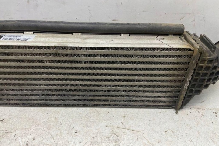 RADIATEUR D'INTERCOOLER AUDI A6 ALLROAD (4GH, 4GJ) 4G0145805L DIESEL 230KW