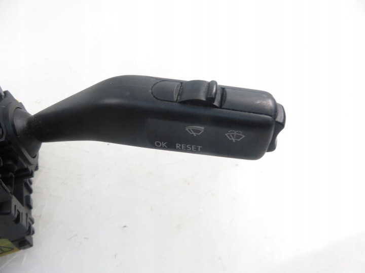 COMMUTATEUR COMPOSITE PASSAT B6 3C5953513A