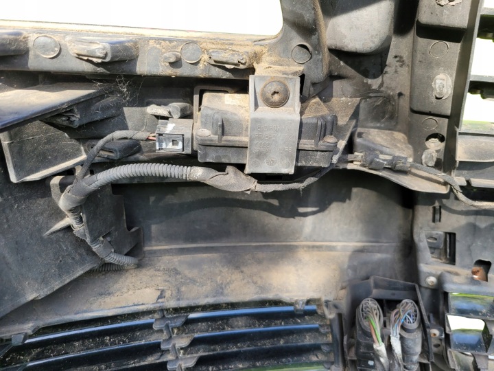AUDI A8 D3 II LIFT PARE-CHOCS AVANT AVANT RONDELLES XÉNON CAPTEURS JEU LZ9Y