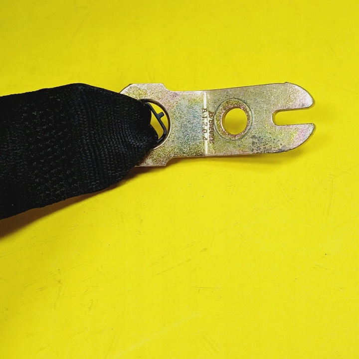 CEINTURE DE SÉCURITÉ DROIT ARRIÈRE BMW 5 E60 E61 33040666A NR625