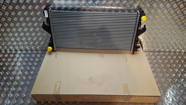 RADIATEUR EAU MAHLE 1361274080 FIAT DUCATO BOXER JUMPER 2.0 2.2 2.3 HDI