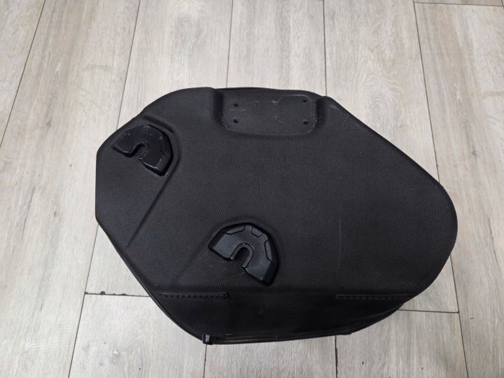 MALLES SACOCHES LATÉRAL TRIUMPH PANNIER 25L ROCKET ORIGINAL OEM TIGER
