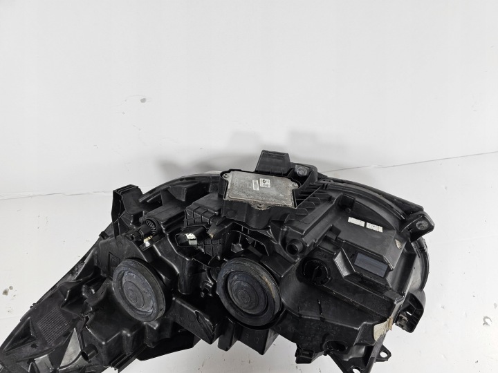 S-MAX MK2 PHARE DROITE GAUCHE LED EM2B13W030GH