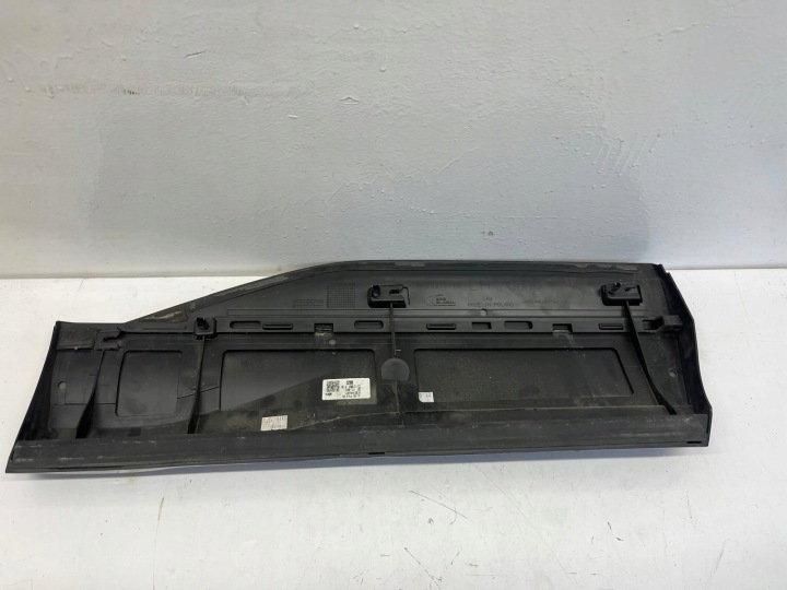 AUDI Q4 SPORTBACK E-TRON ARRIÈRE GAUCHE PORTES INFÉRIEURE MOULURE 89A853969A
