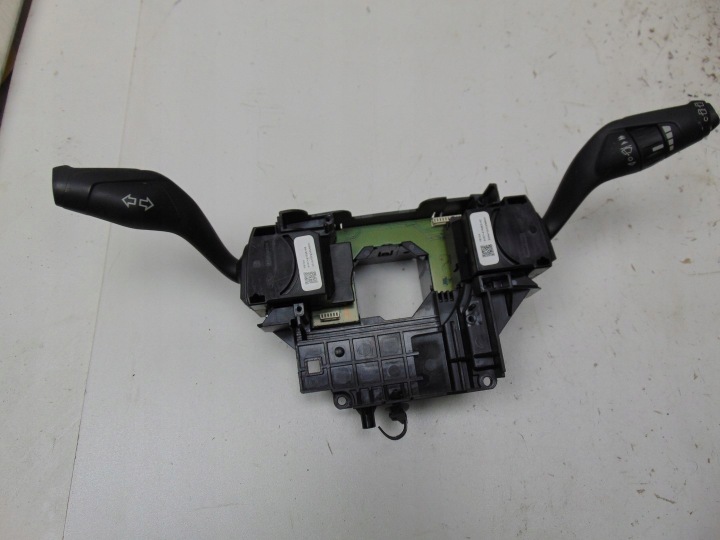 COMMUTATEUR COMPOSITE FORD FOCUS MK3 BV6T-13N064-AF