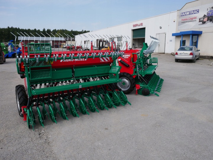 SEMOIR ZBOZOWY RZEDOWY SR250 AGRO-MASZ