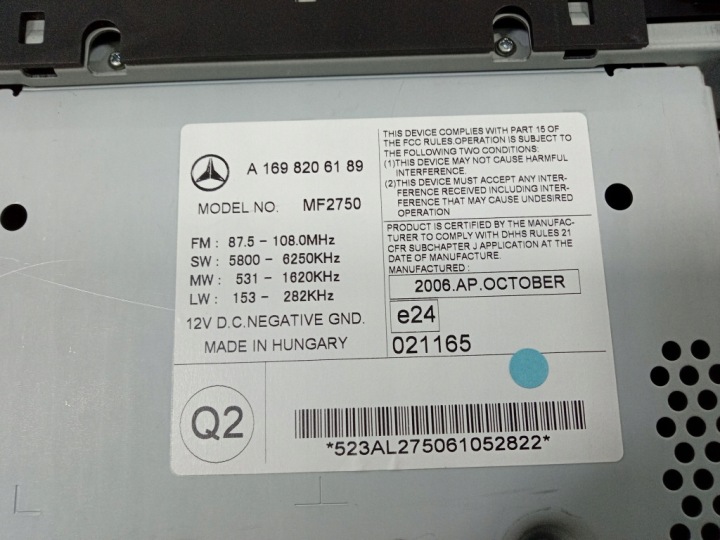 MERCEDES A CLASSE W169 RADIO CD D'USINE OEM A1698206189