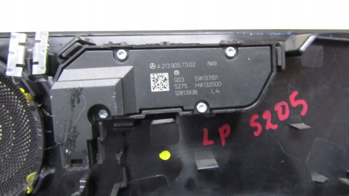 MERCEDES W205 MOULURE DÉCORATIVE DÉCOR GAUCHE AVANT A2057200522 14-