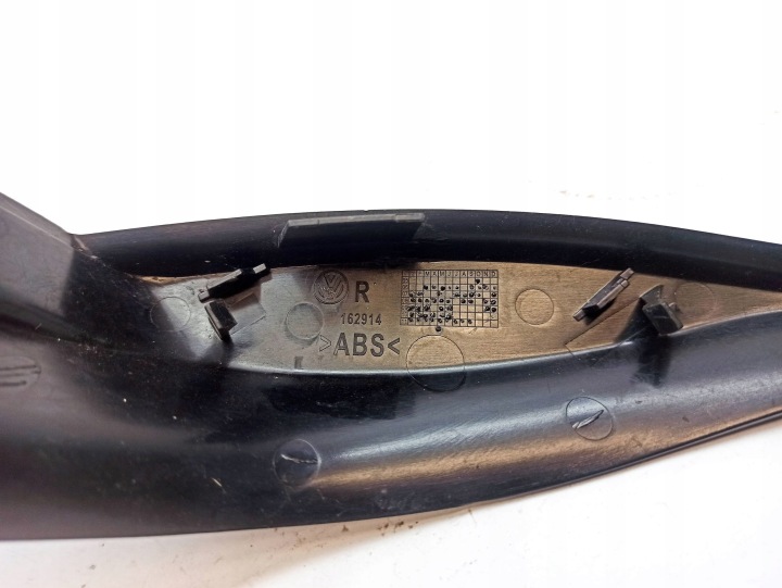 VOLKSWAGEN EOS 2010 DROITE CÔTÉ MOULURE SOUS LAMPE ARRIÈRE