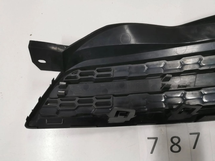 GRILLE PARE-CHOCS AVANT NISSAN MICRA K-12 LIFT DROITE 787.
