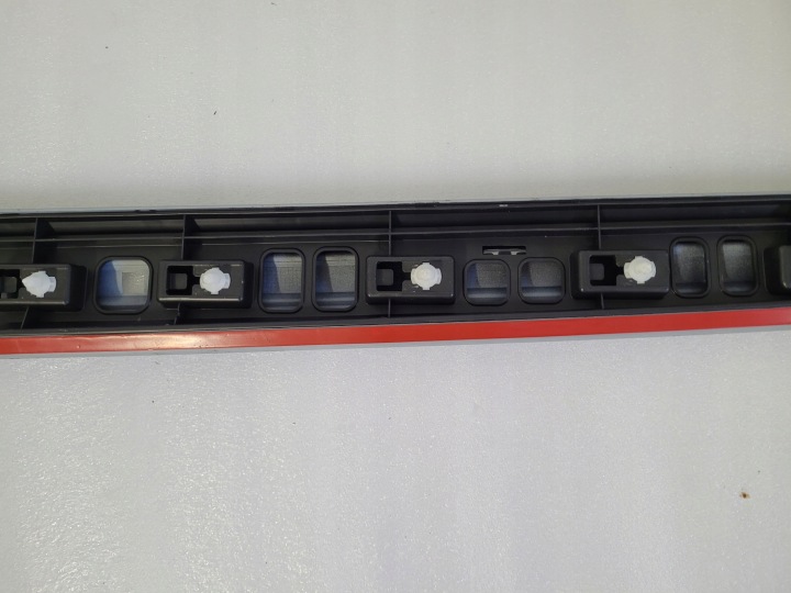 VW VOLKSWAGEN ARTEON 3G8 MOULURE DROITE AVANT REVÊTEMENT SUR PORTES 3G8853970B