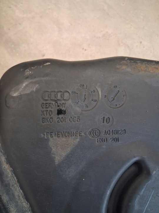 RÉSERVOIR CARBURANTS DIESEL 8T0201021EN AUDI A5 8T CCWA 3.0TDI QUATTRO