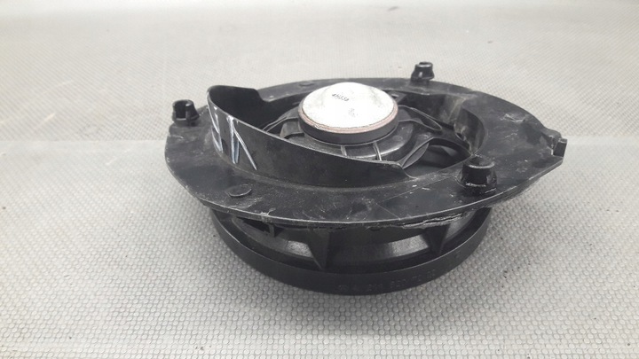 A2118207202 ALTAVOZ DERECHA PARTE DELANTERA MERCEDES W211 